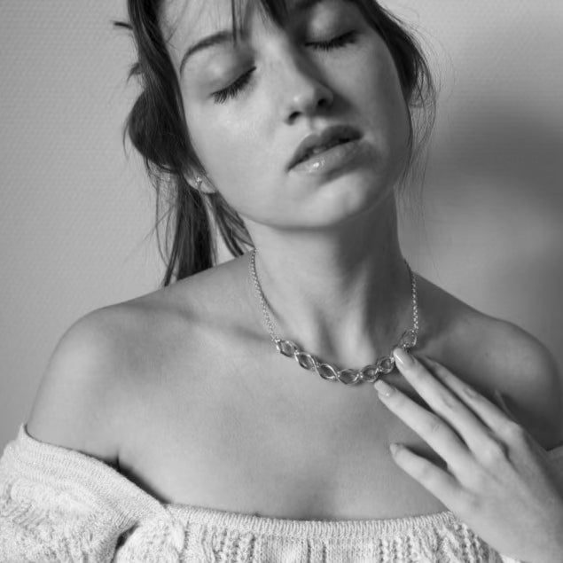 DNA Choker Necklace - ORMIRO