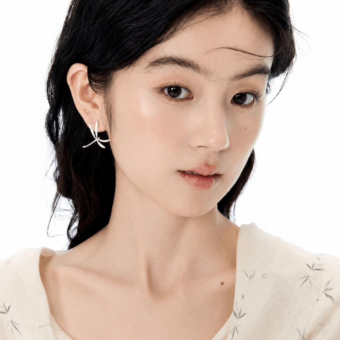 Dragonfly Whisper Silver Earrings - ORMIRO