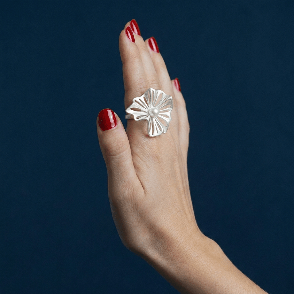 Spellflower Silver & Pearl Ring - ORMIRO