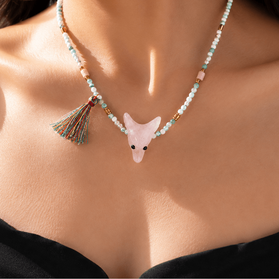 Wild Spirit Wolf Gemstone Necklace - ORMIRO